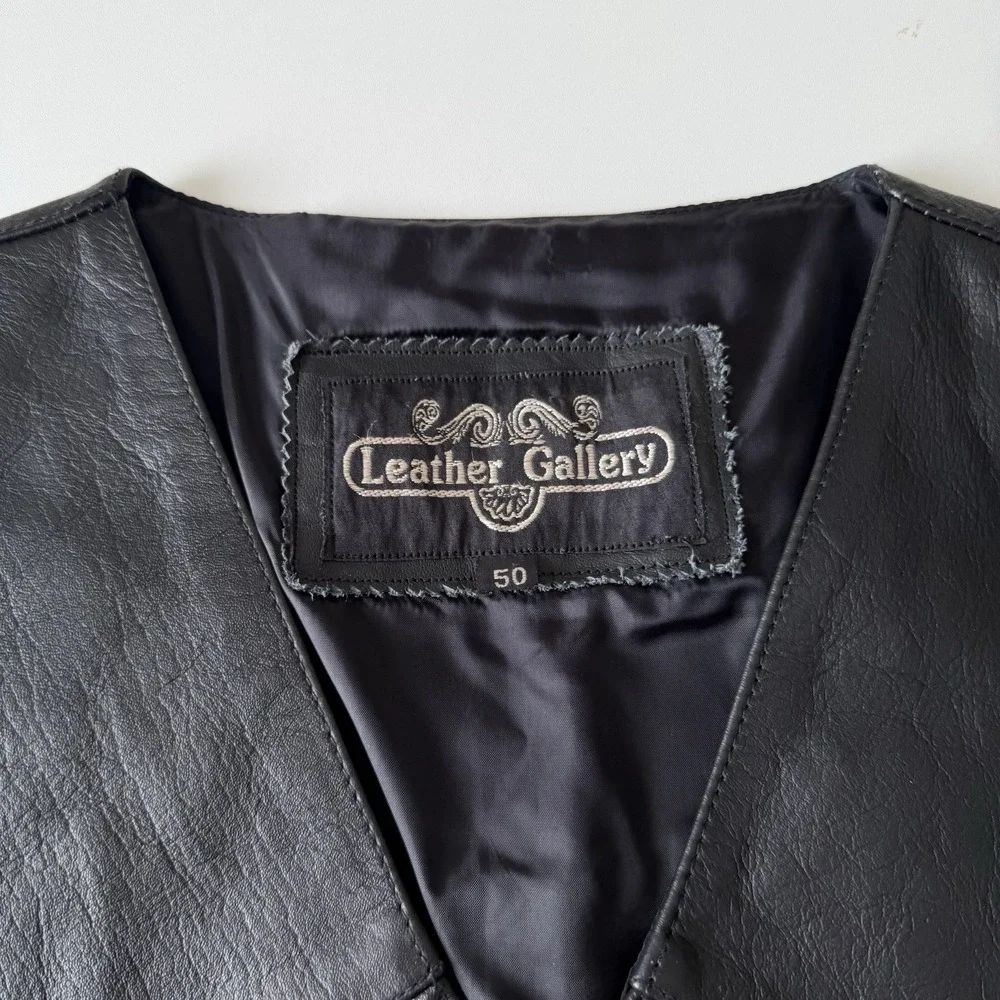 Leather Gallery Men's Black Leather Vest Size 50 Button Up Motorcycle Vest Biker